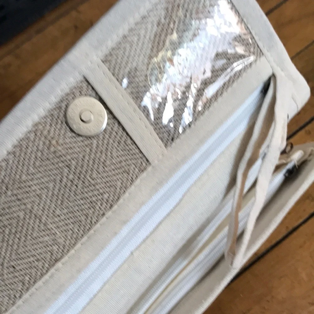 N/A stylish beige